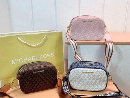 Envy Hold - Michael Kors Bags - 288 on Sale